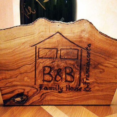 B&B Family House Franciacorta Corte Franca Luaran gambar